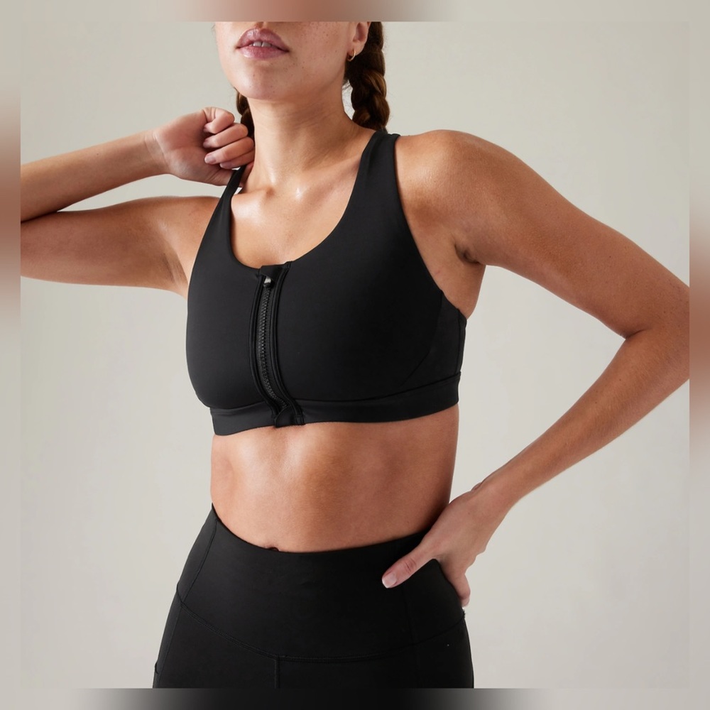 Athleta ULTIMATE ZIP FRONT BRA, Black Size: XS